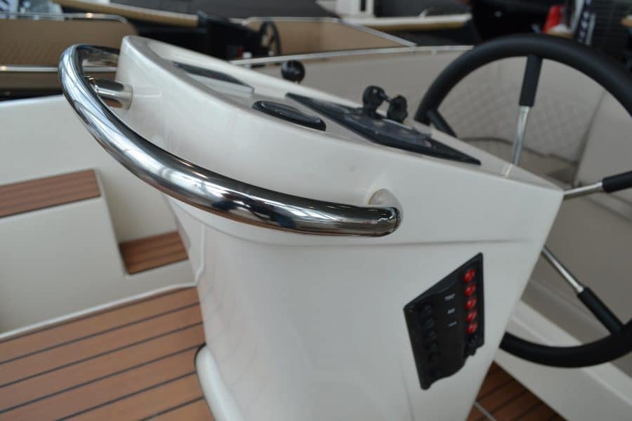 RVS railing op console [150] | Prins Watersport